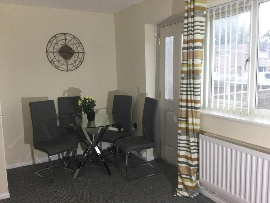Nice Residential Within Easy Reach Of Town Manchester Dış mekan fotoğraf